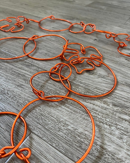 Chain Link Trellis – Monstera shape